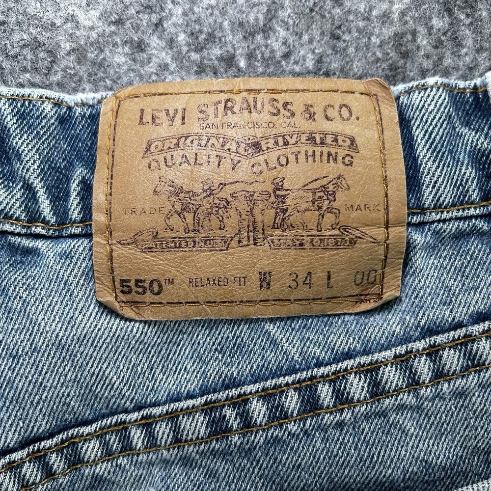 Vintage 90s Levi's 550 Size 34 Relaxed Fit Denim Blue Jeans Orange Tab Shorts